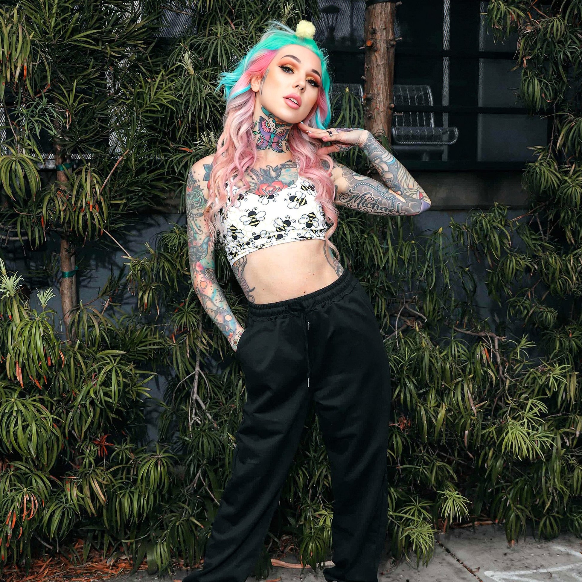 Bee Hive Longline Sports Bra - Graphic Punks