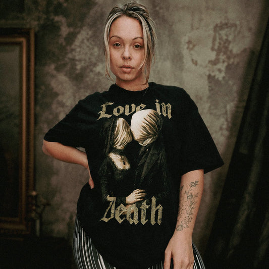 Love in Death Oversized Tee - Graphic Punks